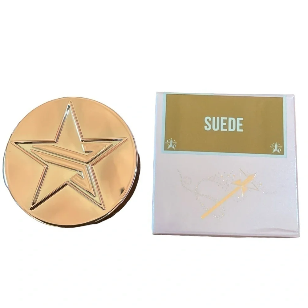 Jeffree Star Magic Star Luminous Setting Powder in Suede